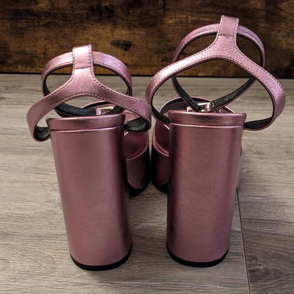 Versace Aevitas Sandals Baby Pink - Picture 3 of 6